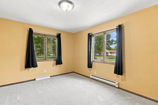551 6th Street E, Hector, MN 55342