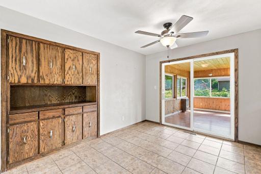 551 6th Street E, Hector, MN 55342