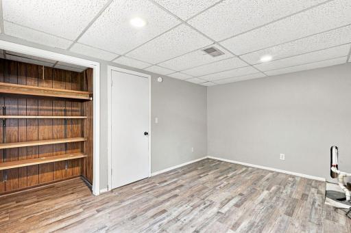 551 6th Street E, Hector, MN 55342