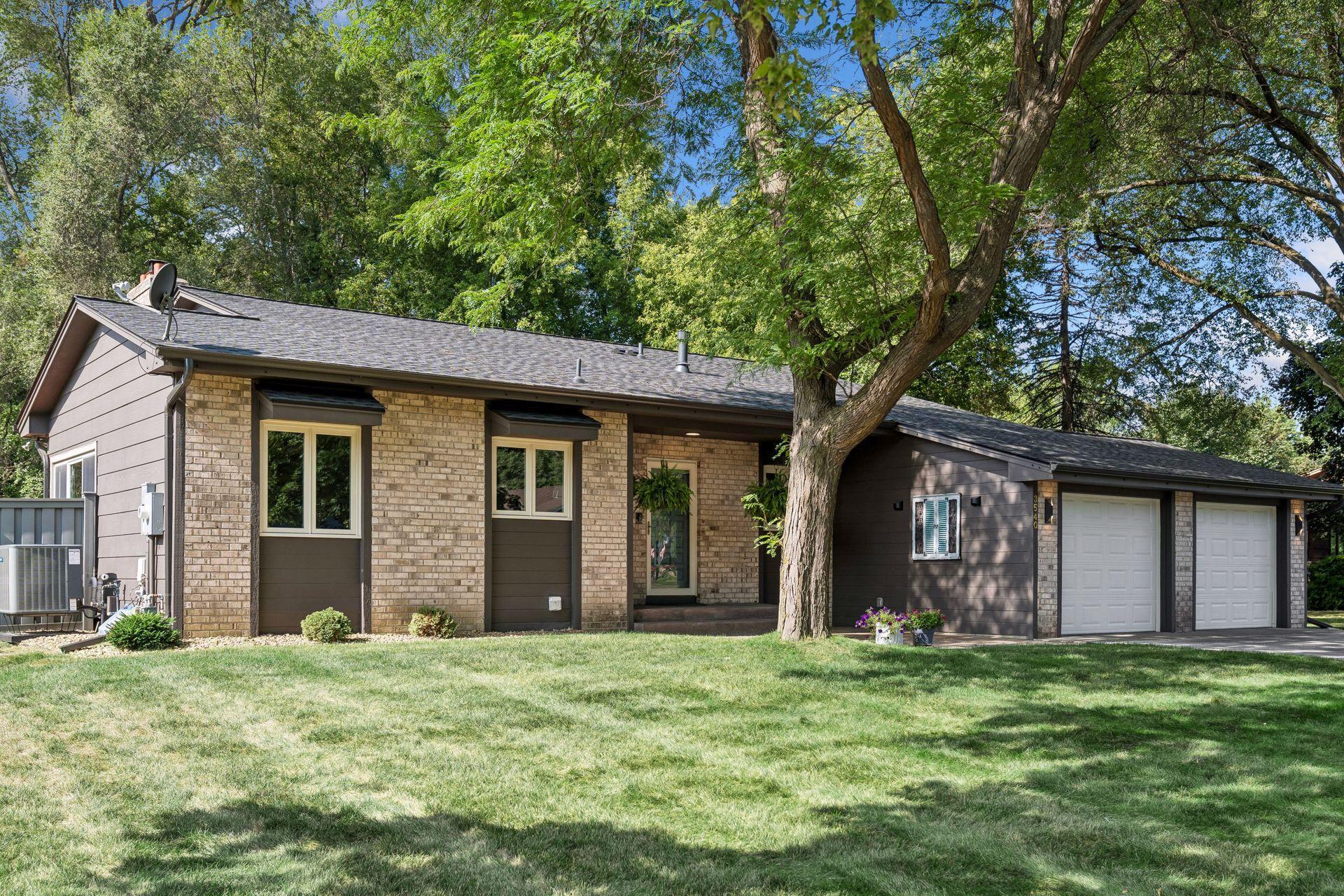 Welcome to 3540 115th Avenue NW Coon Rapids!