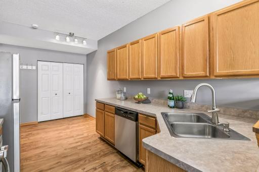 1020 Princeton Avenue, Shakopee, MN 55379