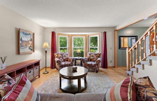 1946 Lochaven Alcove, Saint Paul, MN 55125