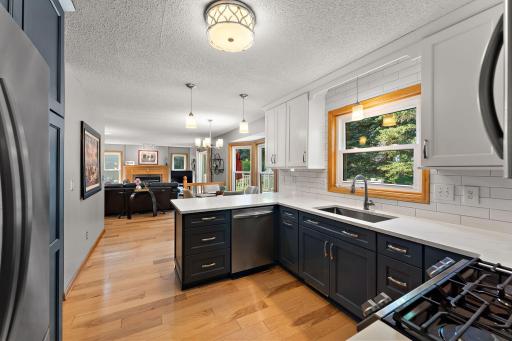 1946 Lochaven Alcove, Saint Paul, MN 55125