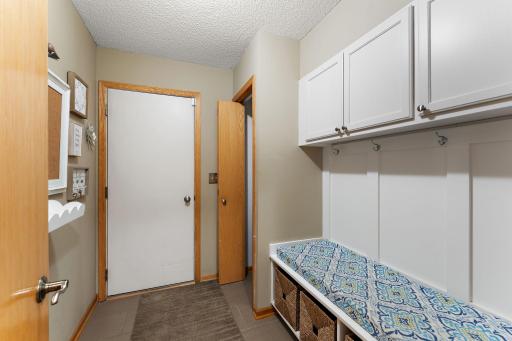 1946 Lochaven Alcove, Saint Paul, MN 55125