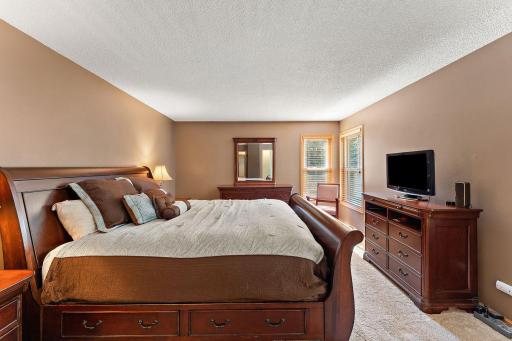 1946 Lochaven Alcove, Saint Paul, MN 55125