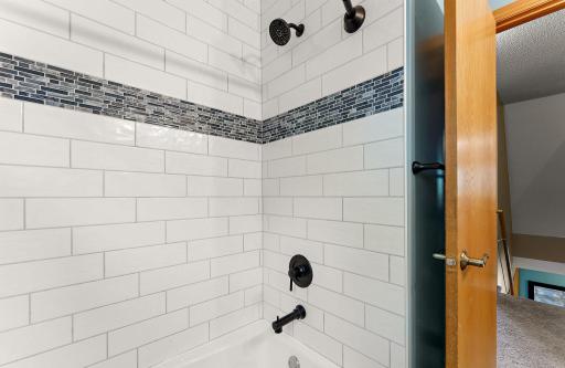 1946 Lochaven Alcove, Saint Paul, MN 55125