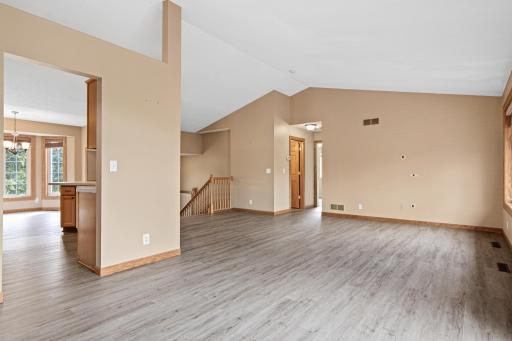8417 Ashford Road, Saint Paul, MN 55125