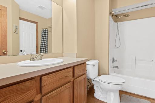 8417 Ashford Road, Saint Paul, MN 55125