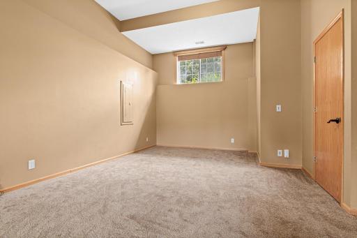 8417 Ashford Road, Saint Paul, MN 55125