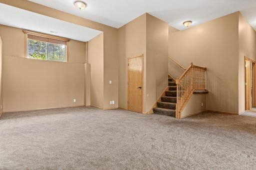 8417 Ashford Road, Saint Paul, MN 55125