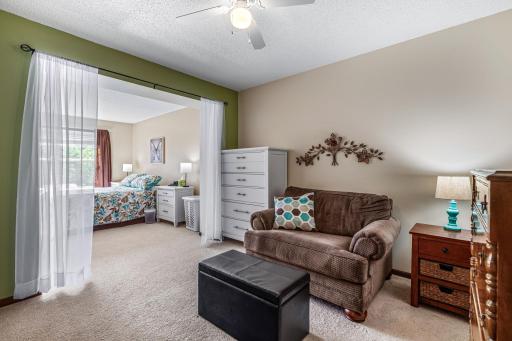 3375 Maureen Lane - Upper Level Primary Suite