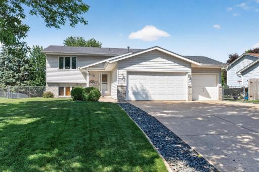 3511 W Mineral Pond Boulevard, Anoka, MN 55303