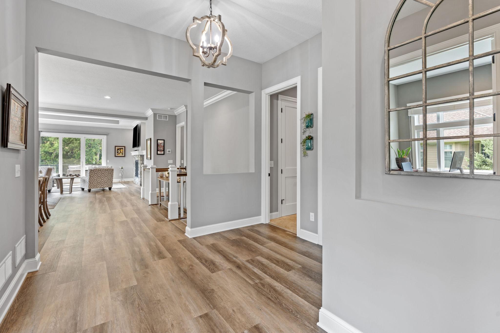 19-web-or-mls-2519 Condon Ct-19.jpg