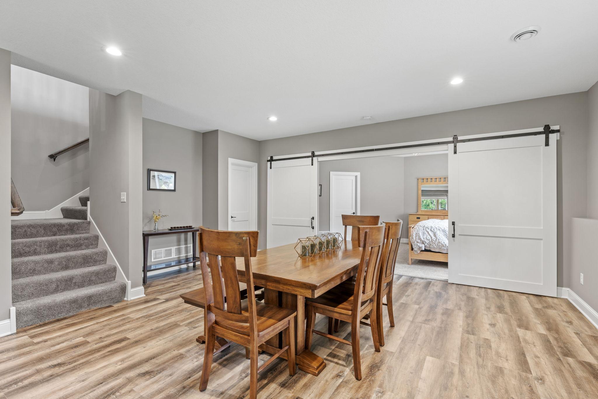 54-web-or-mls-2519 Condon Ct-54.jpg