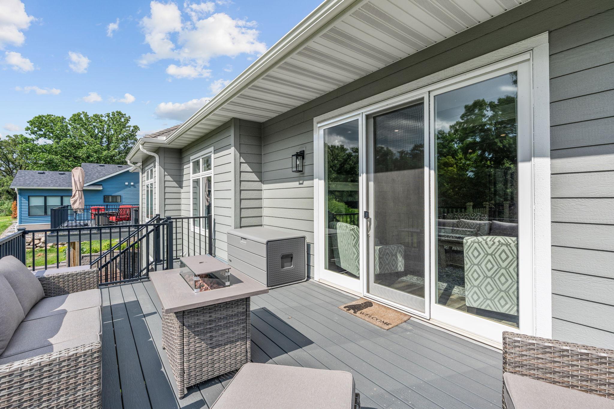 16-web-or-mls-2519 Condon Ct-16.jpg
