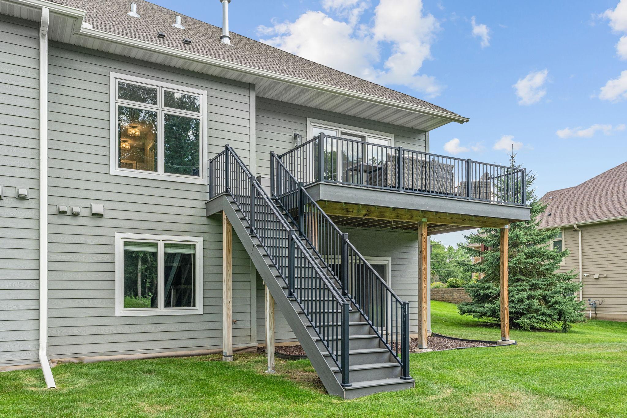 8-web-or-mls-2519 Condon Ct-8.jpg