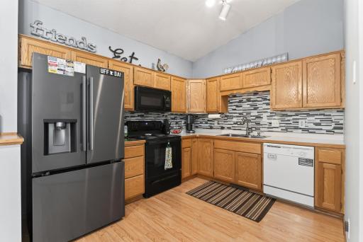 Good sized kitchen with plenty of cabinet space!