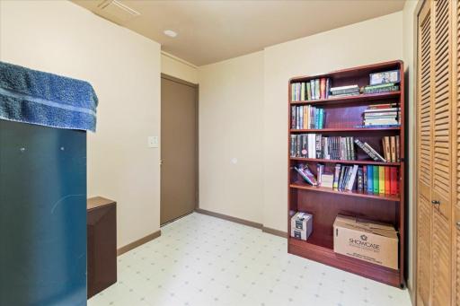 Basement foyer with direct access outside