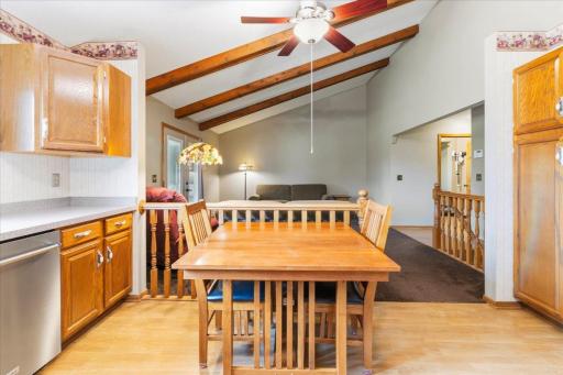 Kitchen eating area