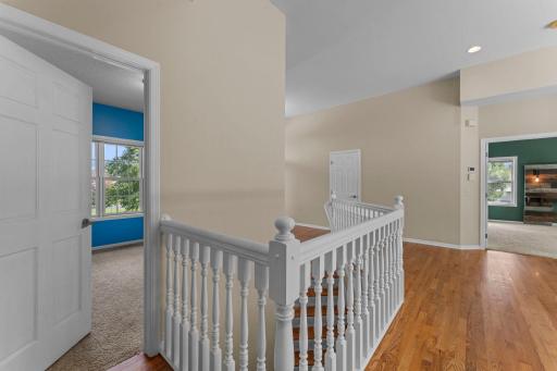 Great flow into main-level guest room,/kidâs room/nursery.
