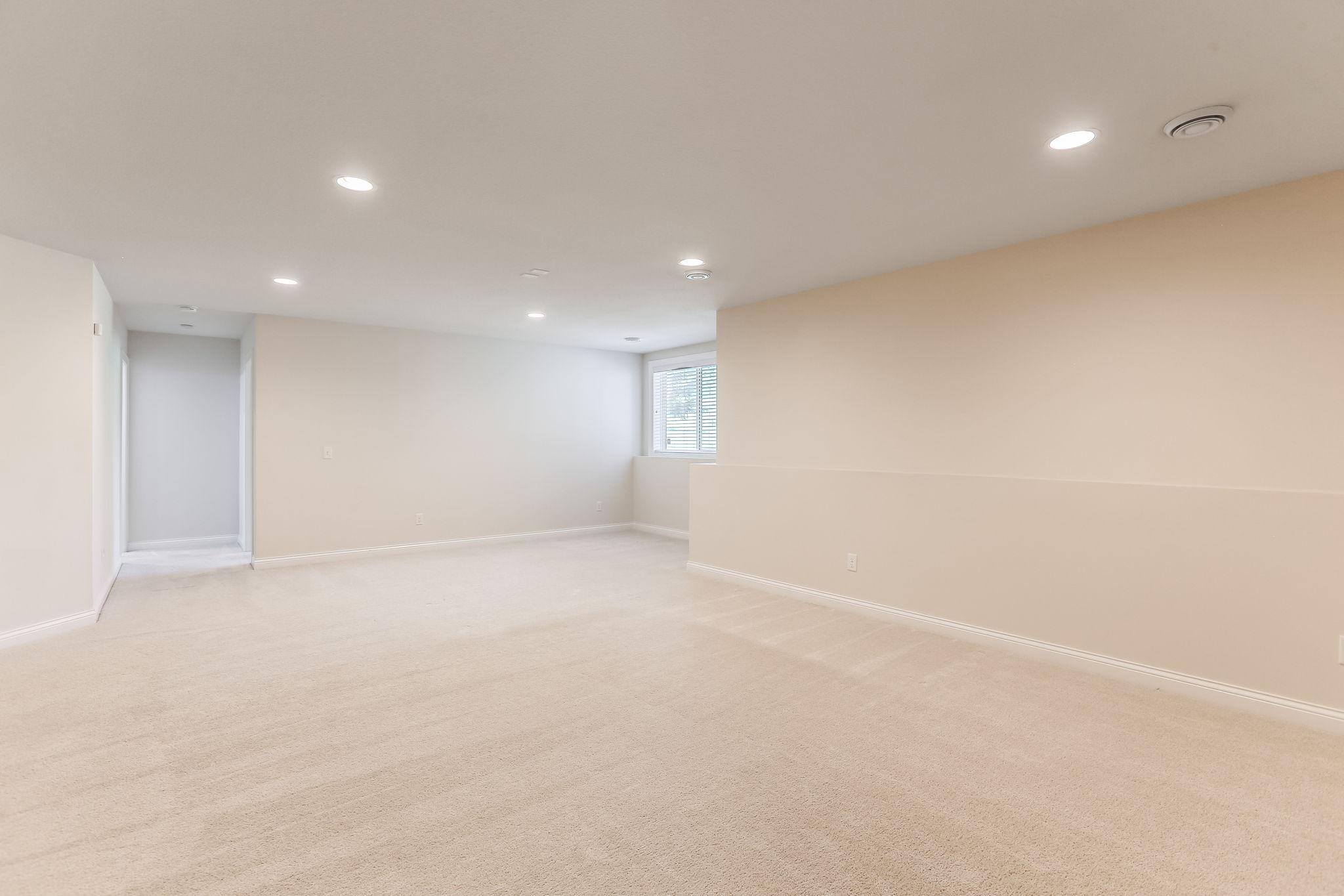 22-web-or-mls-5019-Merrimac-Ln-N-22.jpg