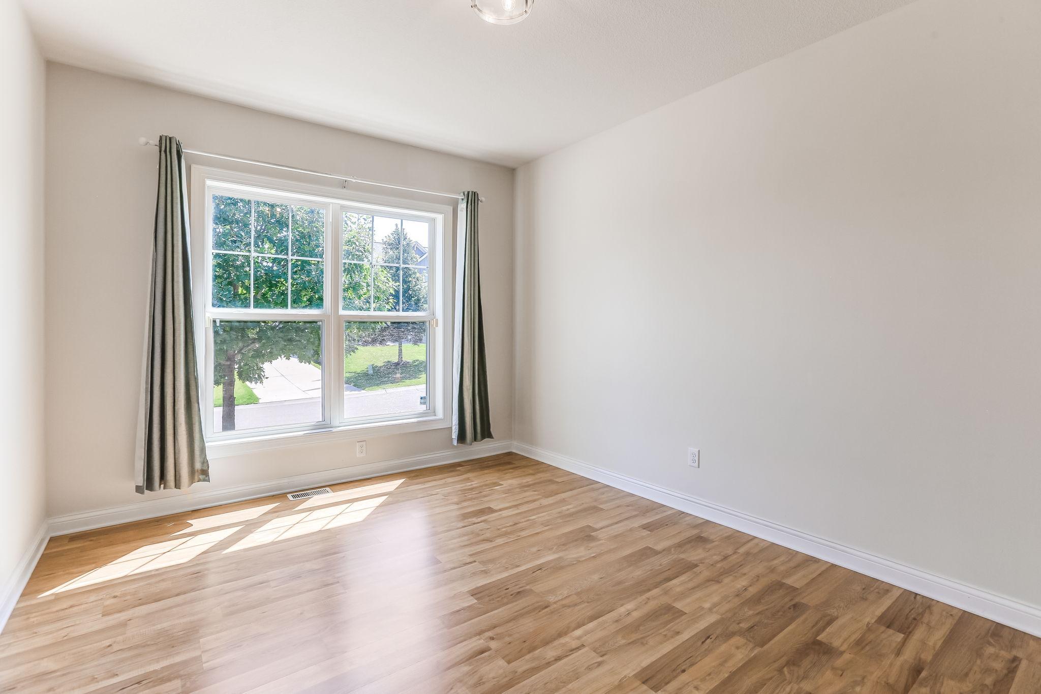 5-web-or-mls-5019-Merrimac-Ln-N-05.jpg