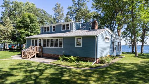 22558 Senns Beach Drive, Detroit Lakes, MN 56501