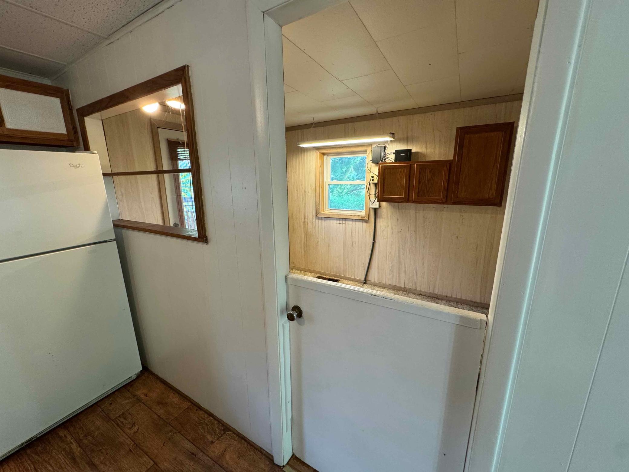Hobby room or office/den