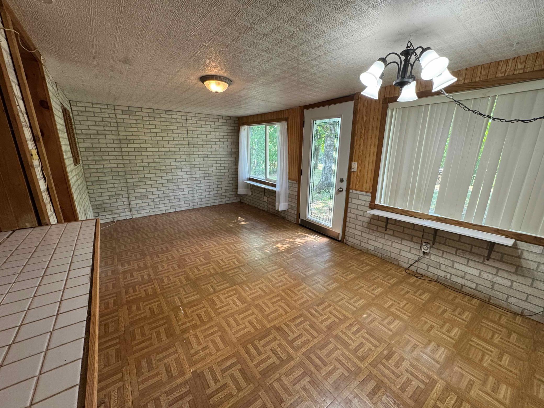 Front living room/dining room