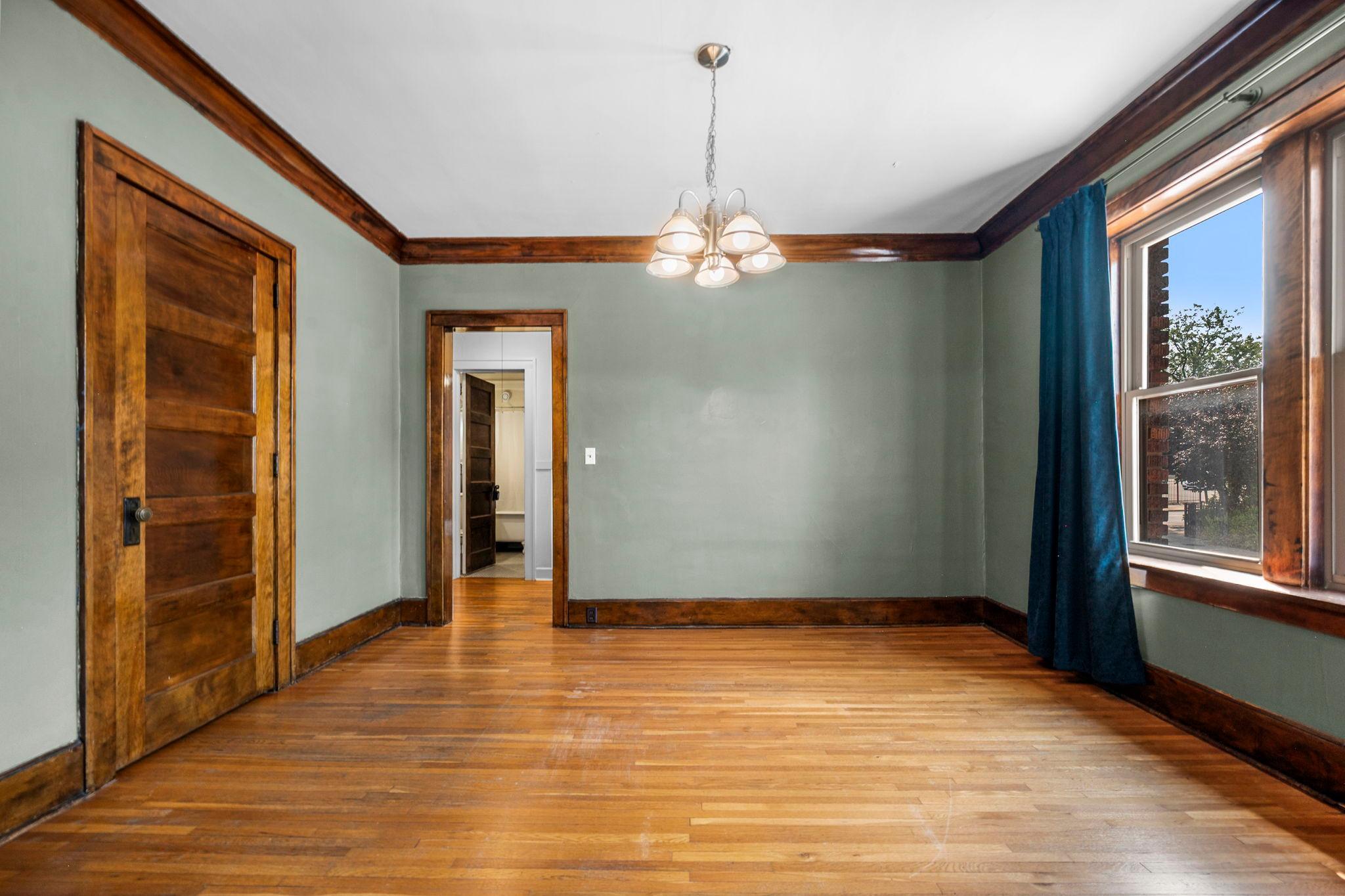 82-web-or-mls-2882 Humboldt Ave S-309.jpg