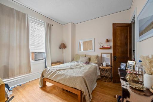 51-web-or-mls-2882 Humboldt Ave S-129.jpg