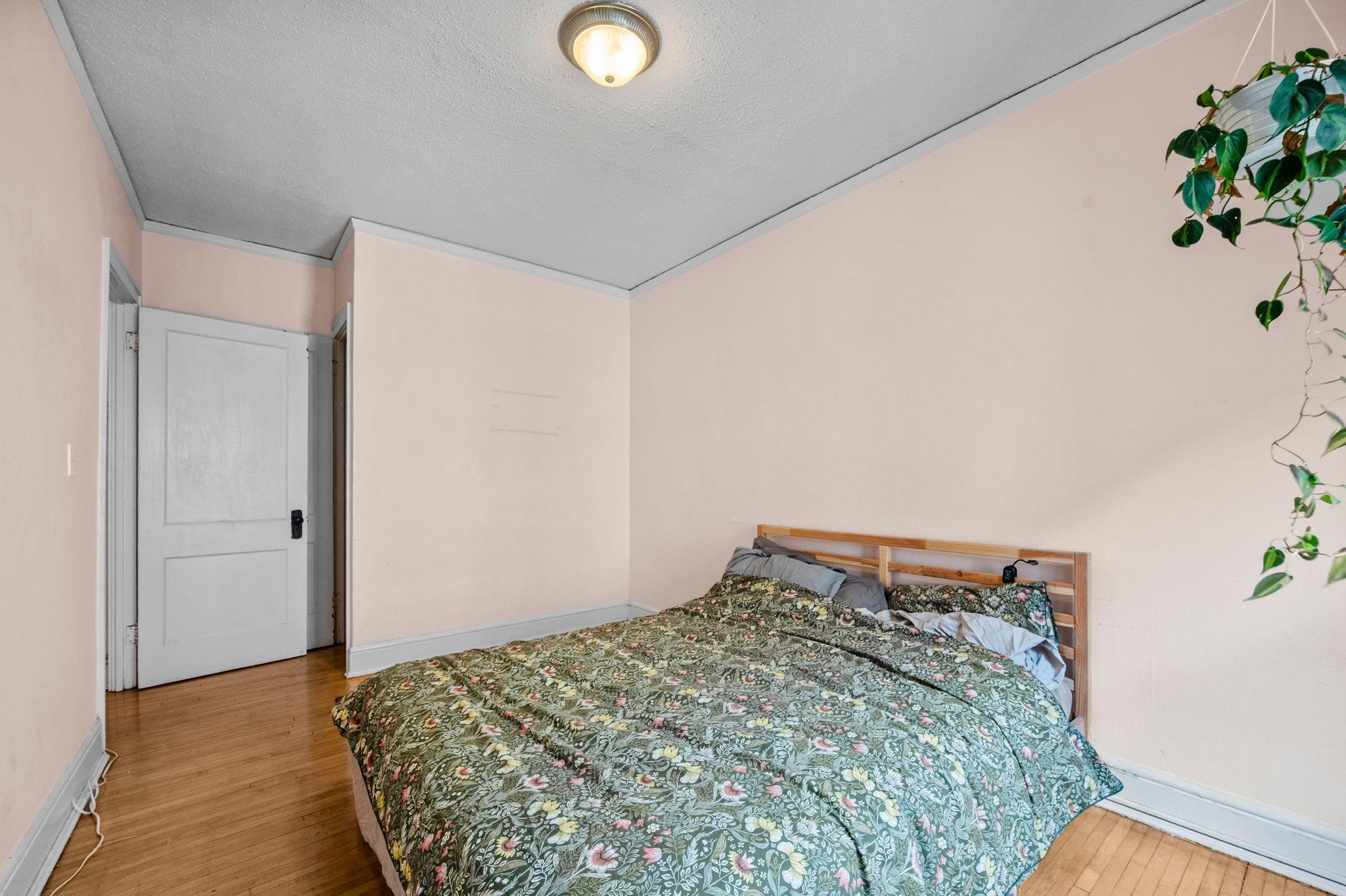 72-web-or-mls-2882 Humboldt Ave S-231.jpg