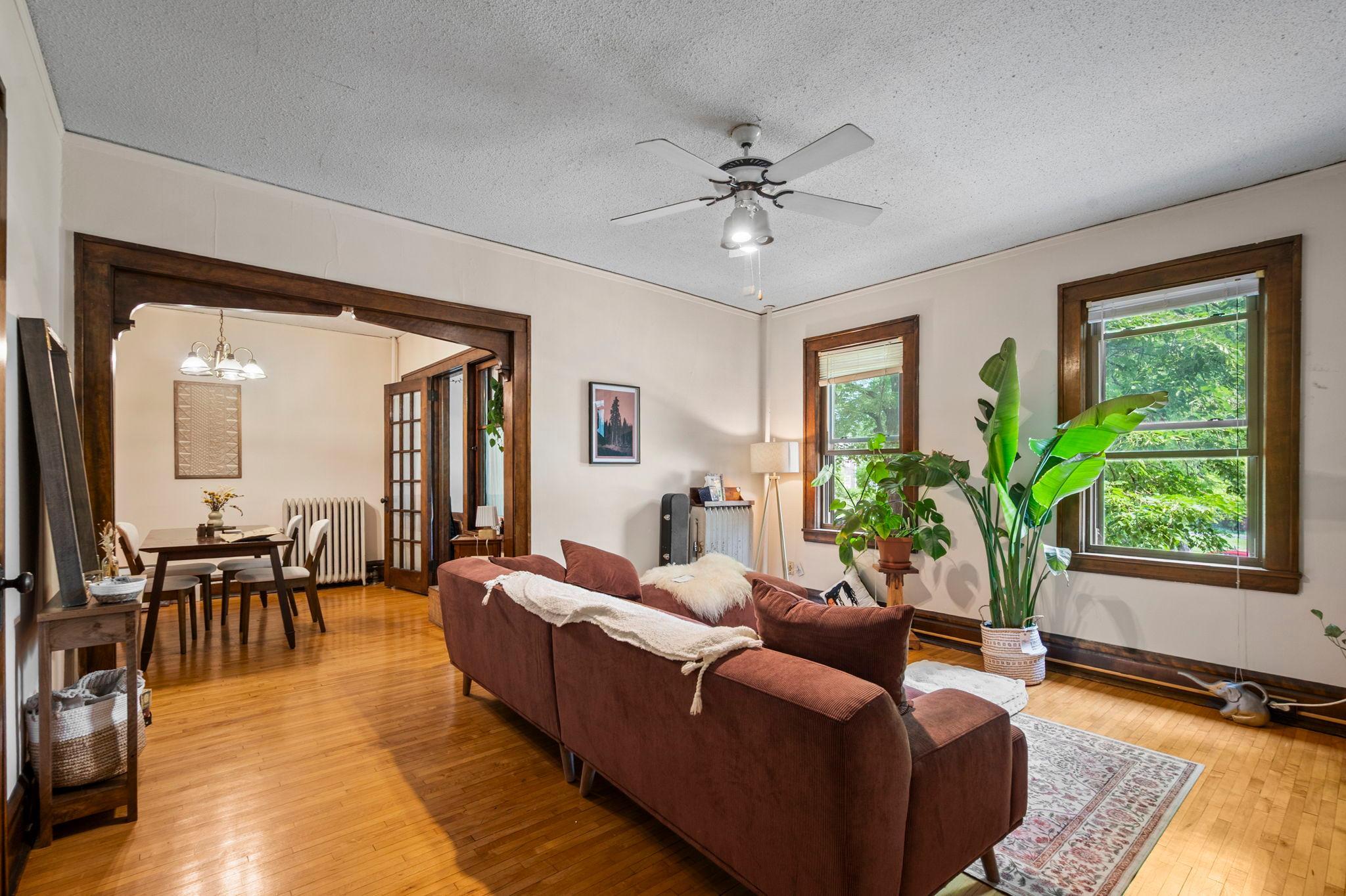 43-web-or-mls-2882 Humboldt Ave S-89.jpg