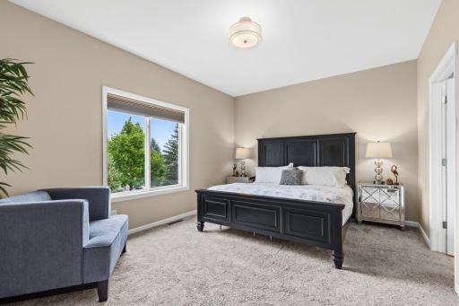 4131 Blakewood Drive, Shakopee, MN 55379