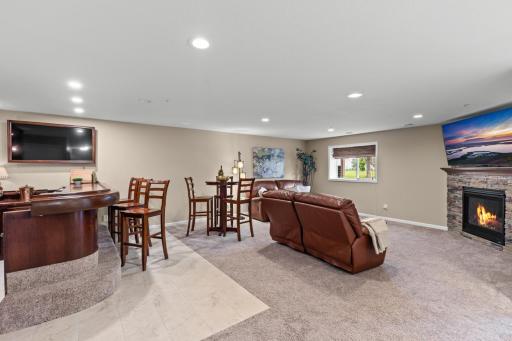 4131 Blakewood Drive, Shakopee, MN 55379