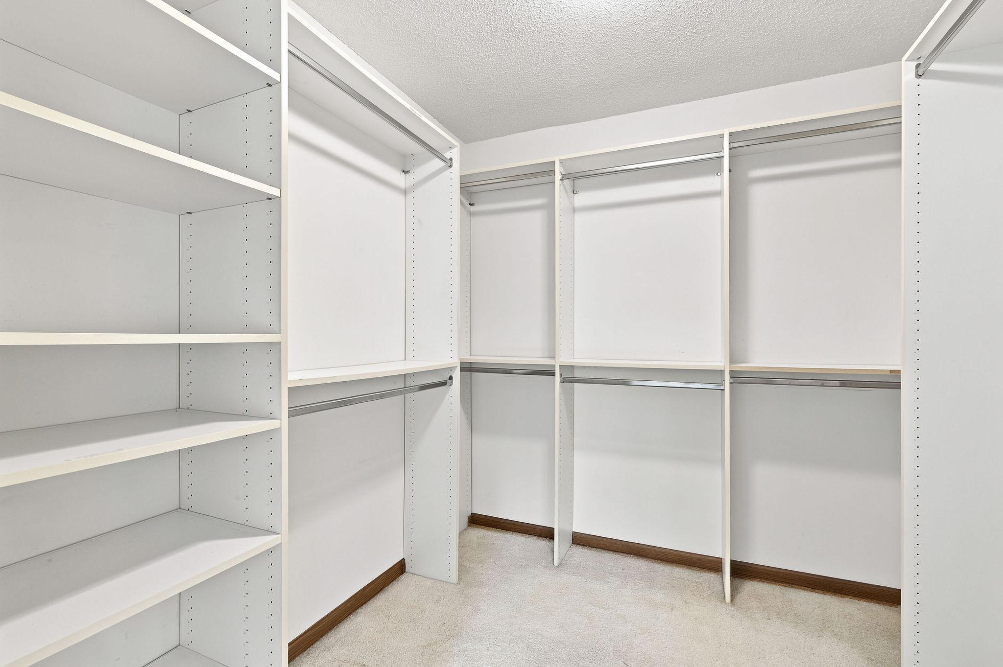 Walk in closet