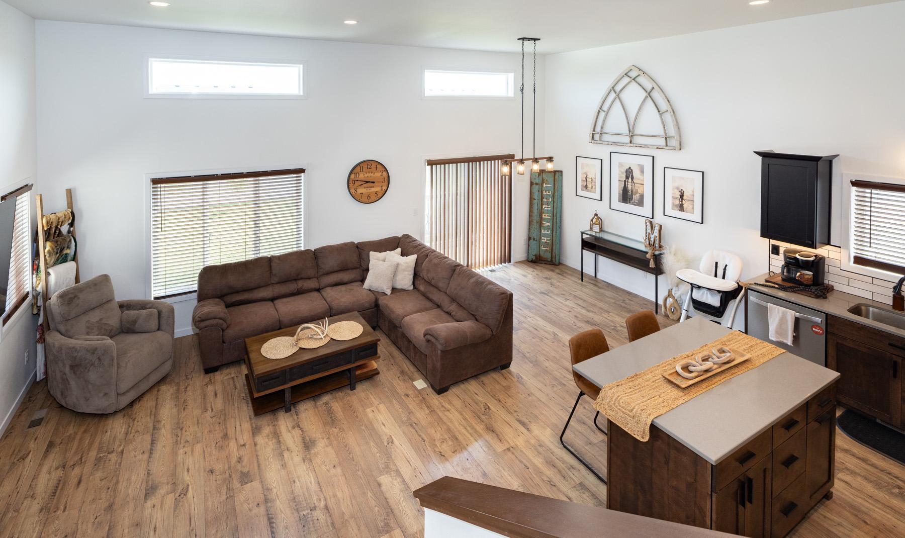Living Room/Kitchen