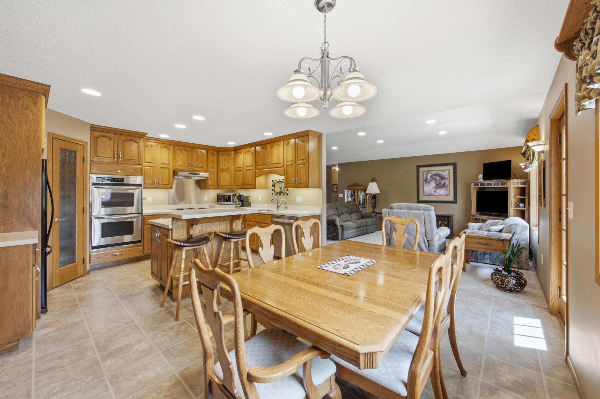 Kitchen/Dining