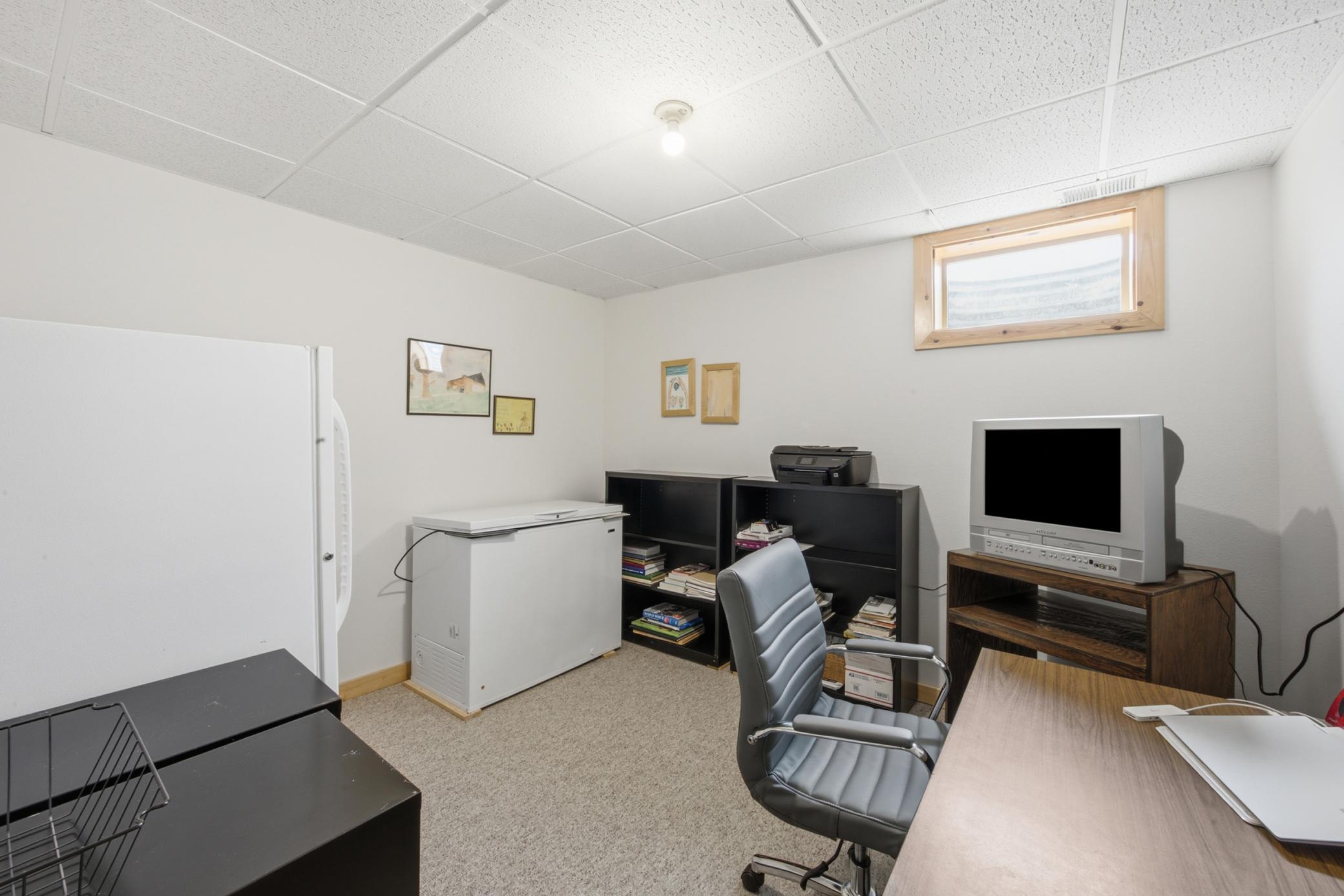 Extra Room/flex room