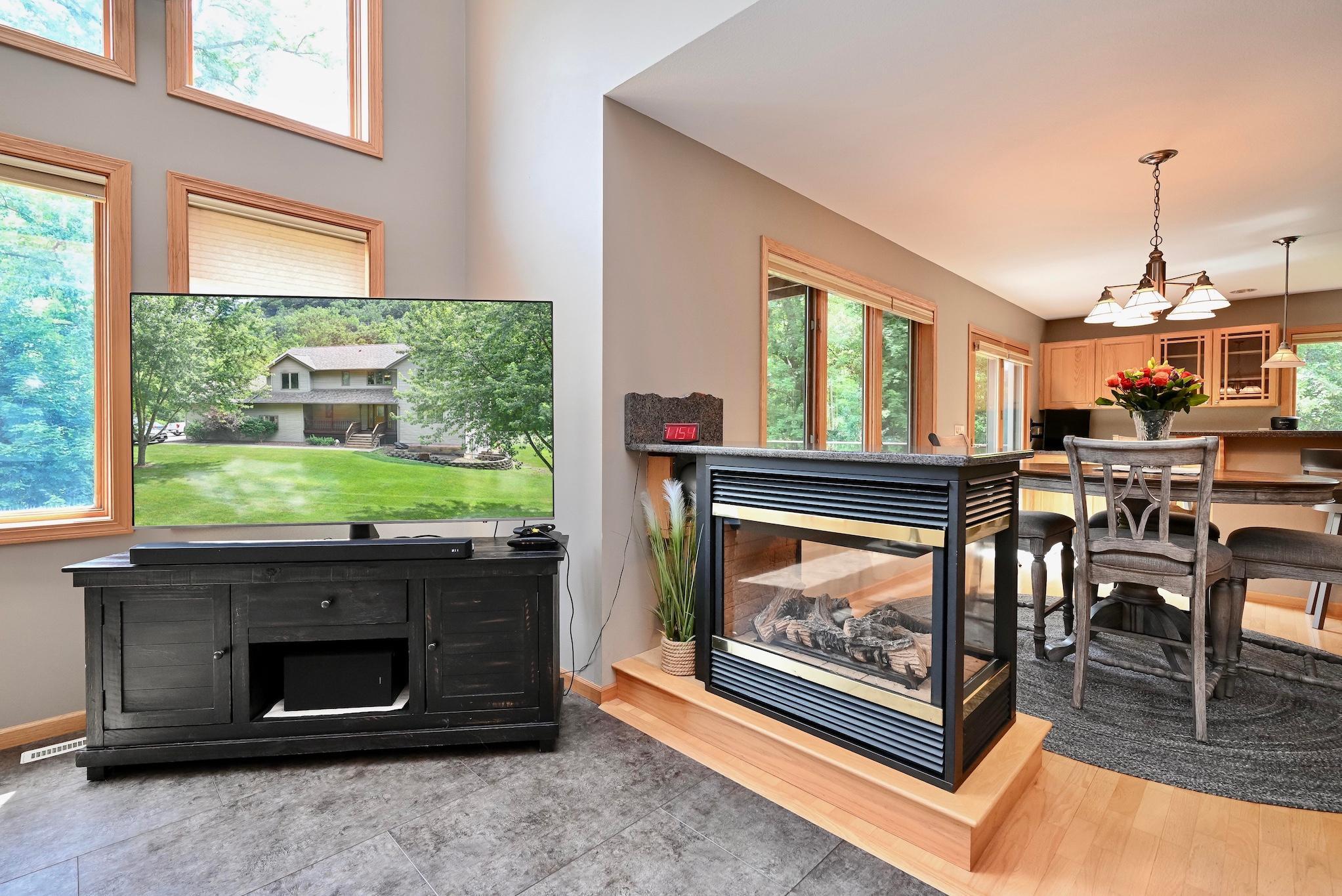 Living Rm Fireplace