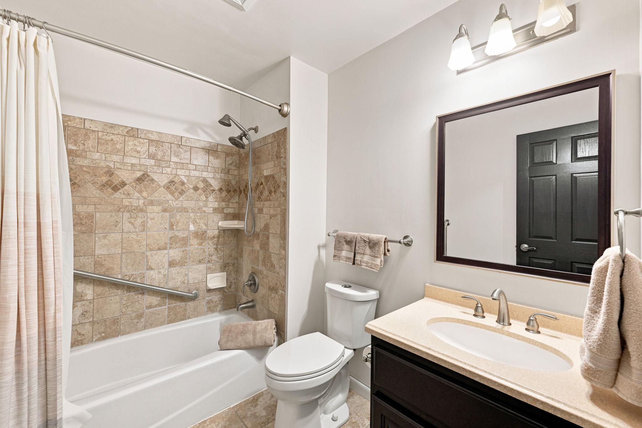 Full guest bath!