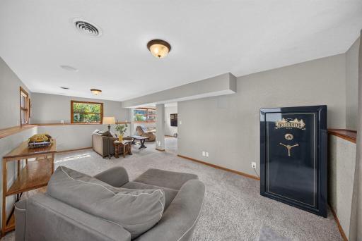 177 2nd Avenue SE, Mazeppa, MN 55956