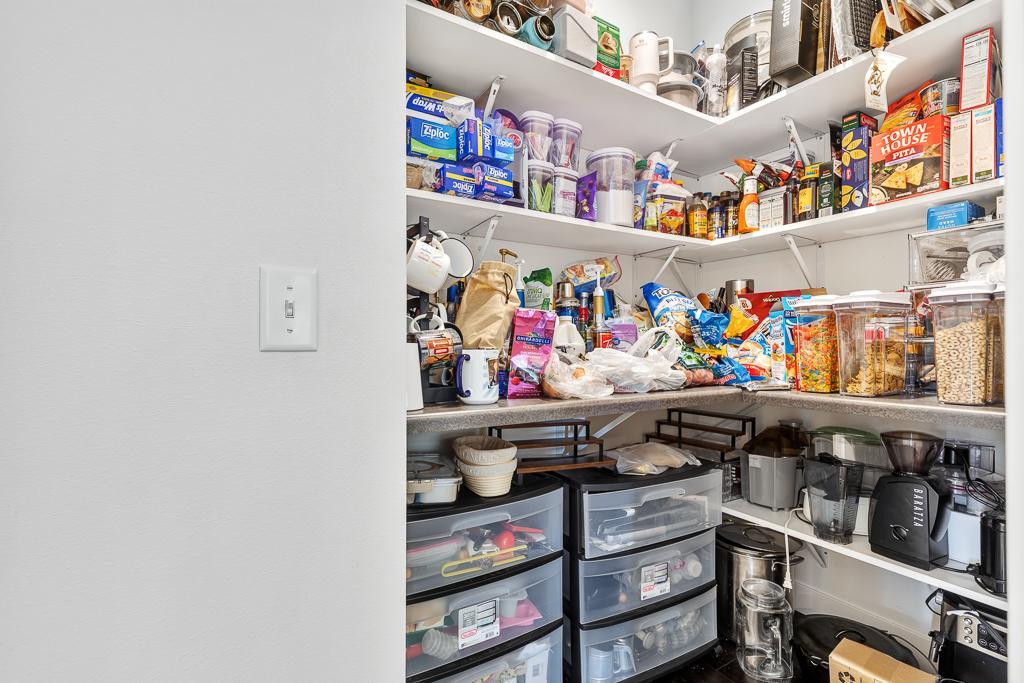Walk-in pantry