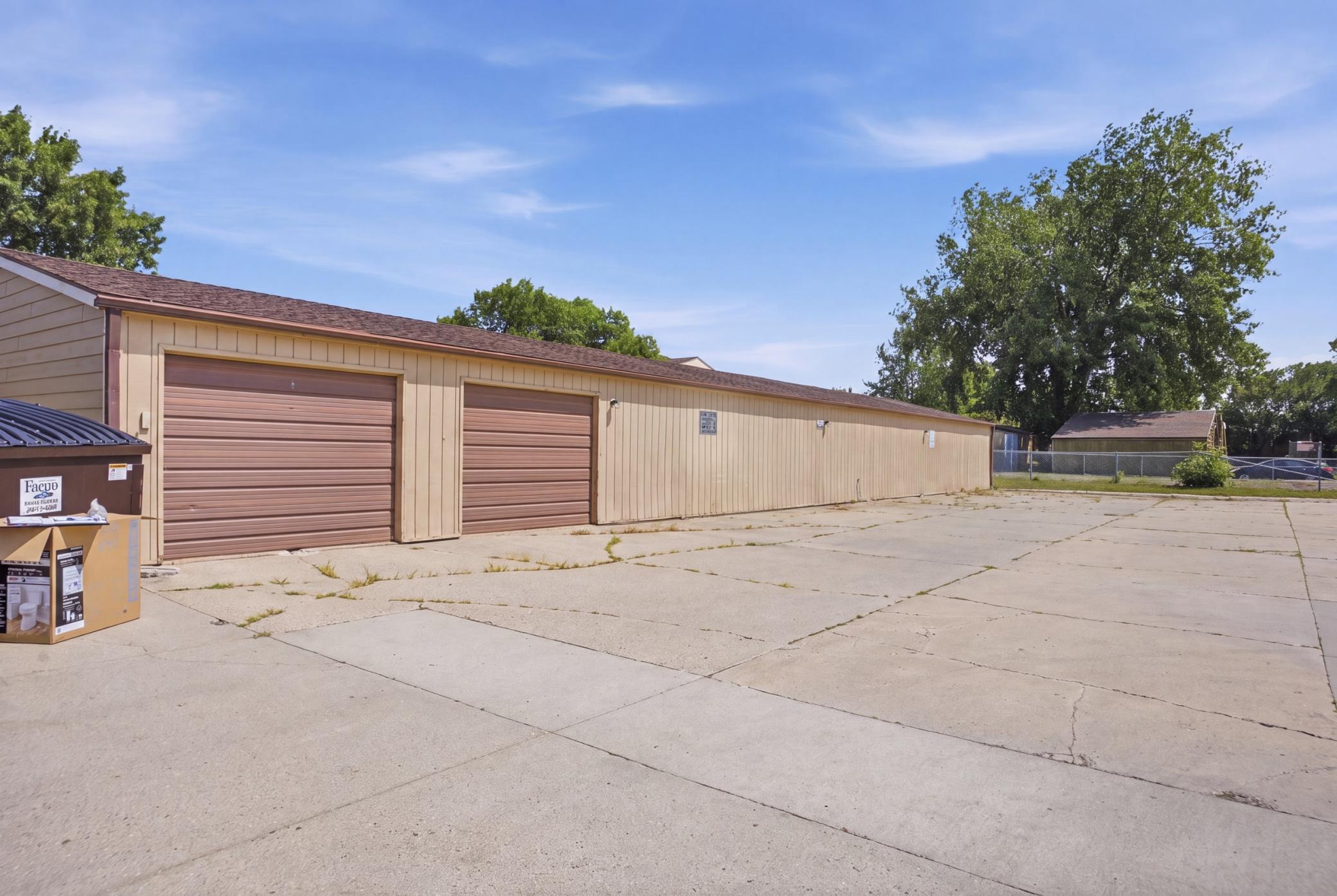 Garage