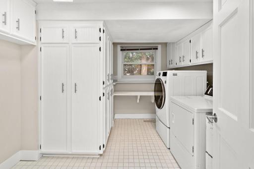 17110 28th Place N, Plymouth, MN 55447