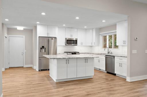 17110 28th Place N, Plymouth, MN 55447