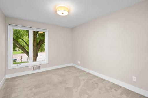 17110 28th Place N, Plymouth, MN 55447