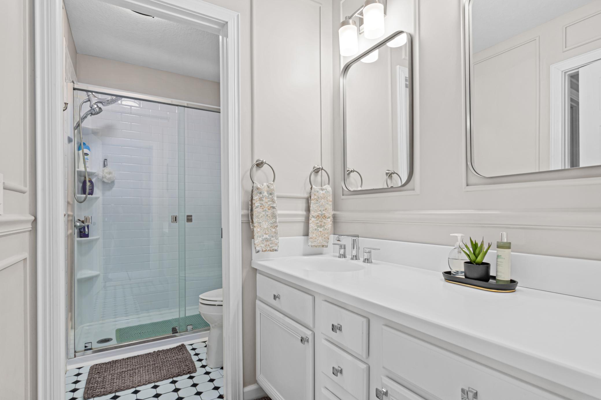 1862 Colonial Lane-17.jpg