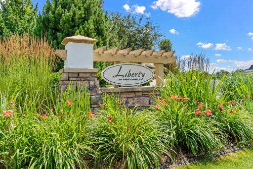 1862 Colonial Lane, 3, Chanhassen, MN 55317