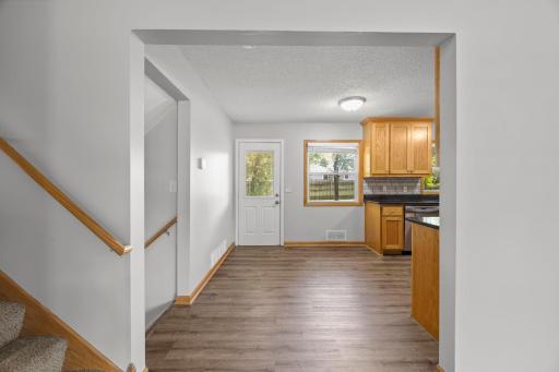 30-web-or-mls-2910 114th Ave NW-134.jpg